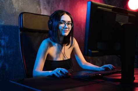 girl gaming hot sex picture