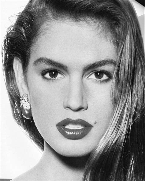 Cindy Crawford Style 90s Grunge Hair Portraiture Drawing Models 90s