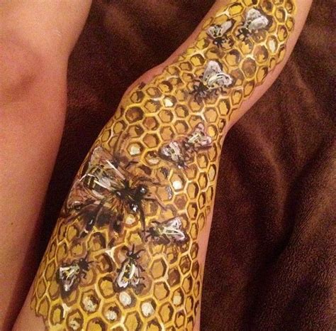 Best 25 Honeycomb Tattoo Ideas On Pinterest Geometric