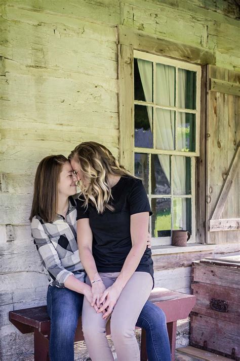 outdoor rustic wisconsin lesbian engagement shoot
