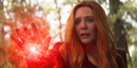 avengers star elizabeth olsen reveals her favorite scarlet witch scene