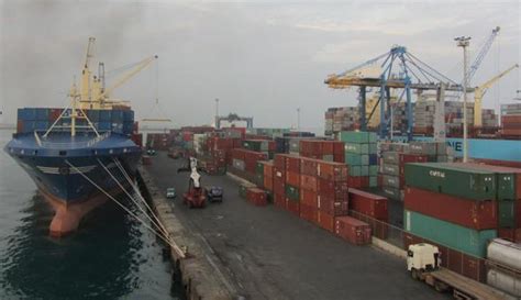 apm terminals announces  investment plan  ghanas tema port