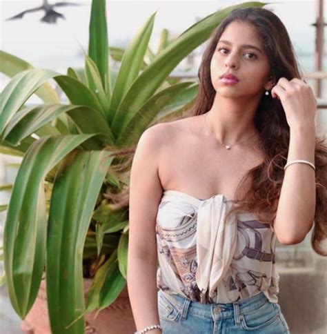 suhana khan s belly dance instructor shares pictures of