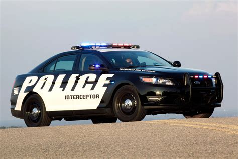 ford police interceptor top speed