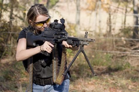 girls and guns wallpaper and background image 1600x1067 id 322949