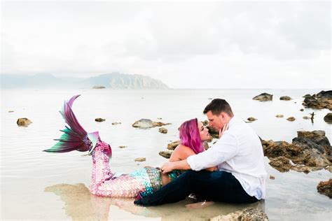 A Couple S Sexy Mermaid Themed Photo Shoot Popsugar Love And Sex Photo 63