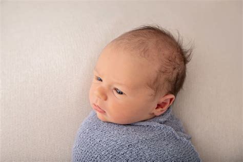 fluff hair liams newborn photography session  perth newborn photography