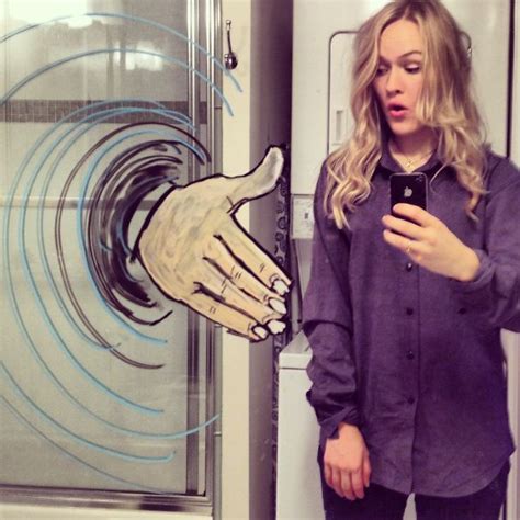 woman takes bathroom selfies to the next level 19 pics pleated jeans