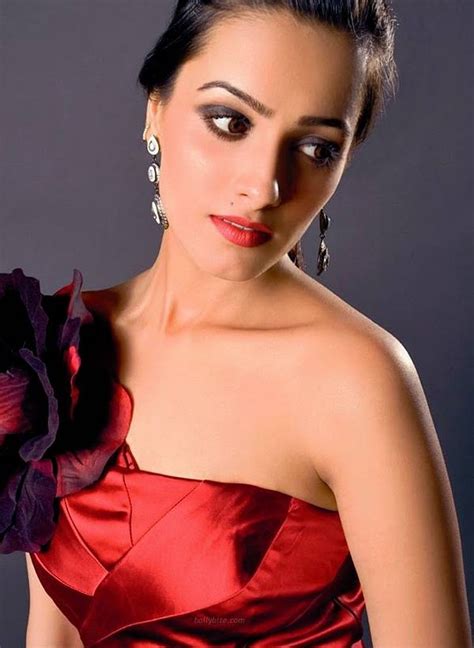Celebraity S Hot And Sexy Images Indian Model Anita Hassanandani