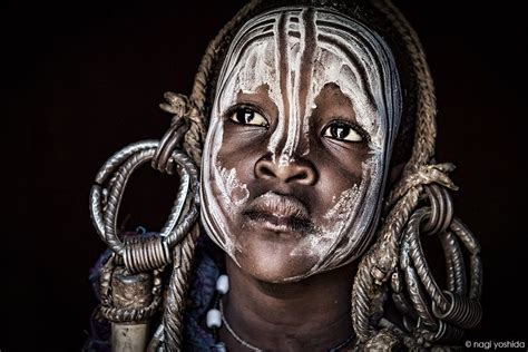 自らも裸族になった？美しすぎるフォトグラファーがアフリカ少数民族を撮る ヨシダナギ アフリカ 写真
