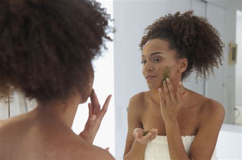 how to exfoliate tips for the face and body