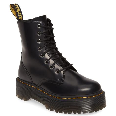 dr martens    popular shoes  nyfw fw  instyle