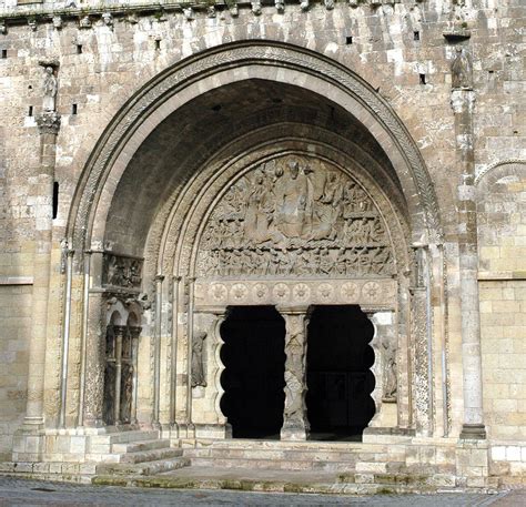 wikiwand  portal  saint pierre moissac  unusual