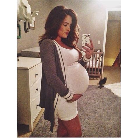 wish i could look this gorgy while pregnant wow prego cute maternity outfits pregnancy