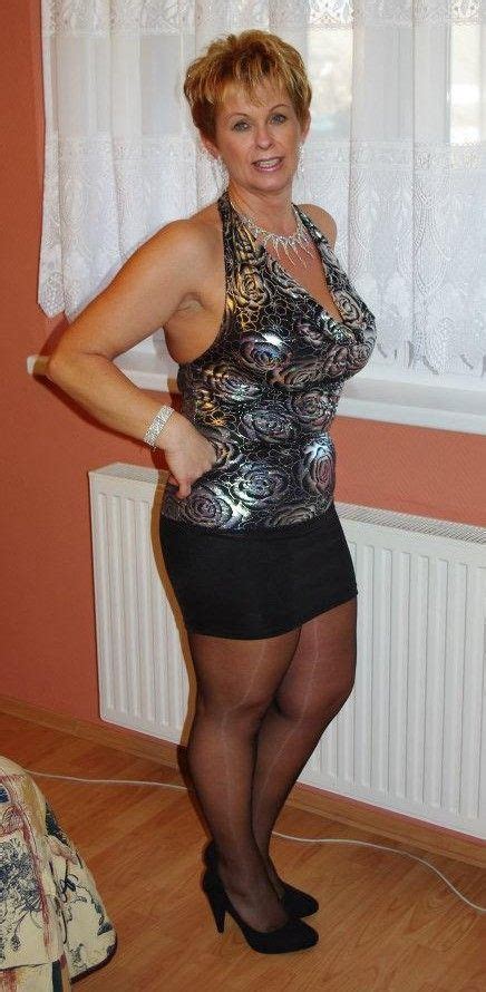 Mature Girl Dress Legs