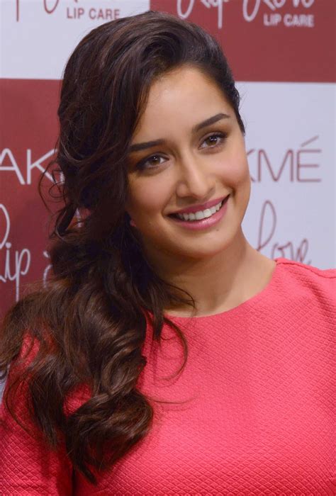 High Quality Bollywood Celebrity Pictures Shraddha Kapoor Looks Super