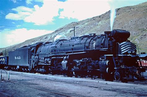 challenger steam locomotives dimensions images