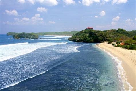 Keindahan Dan Kisah Unik Pantai Sundak Di Yogyakarta