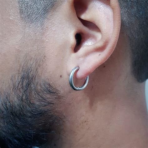 guys wear earrings   ears color  grace