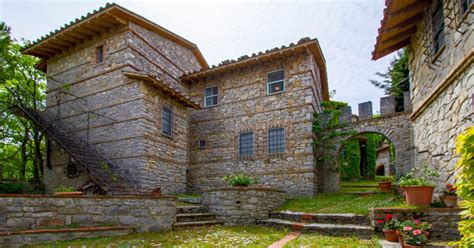 countryside properties  sale  italy idealista