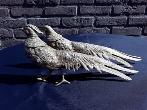 twee mooie beeldjes van pauwen  brons catawiki
