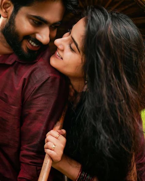 indian cute couple in 2021 photo poses for couples romantic couples