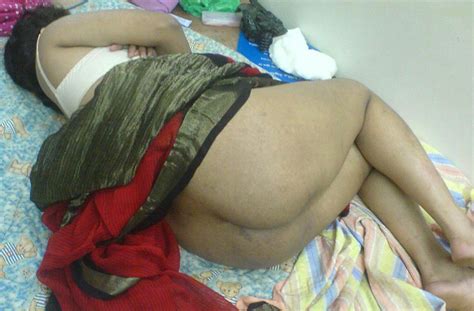 huge ass desi indian milfs are ready to fuck indian porn pictures desi xxx photos