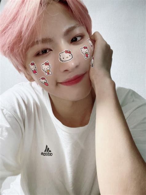 Seonghwa Ateez I Love You Mother Hair Icon Park Seong Hwa Pink Doll