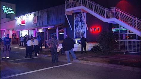 Car Crashes Into Tulsa Brookside Club Just After Closing