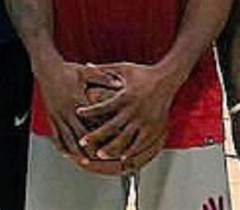 Everyone Is Losing It Over Kawhi Leonards Giant Hands