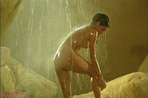 phoebe cates nude is every man s dream come true 59 pics