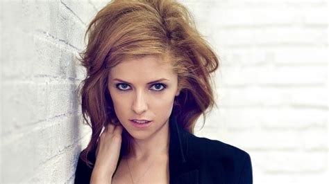 anna kendrick wallpapers  images