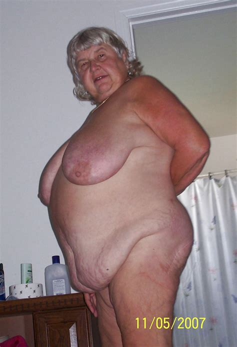 old mature granny fat hairy housewives panties chubby 12 beelden van