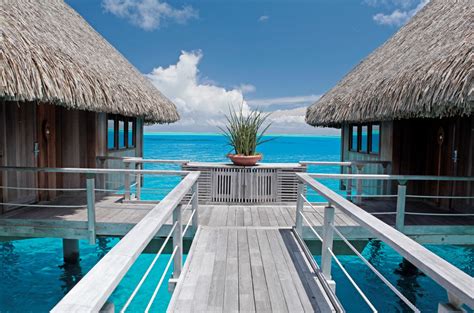 Tahiti S Iconic Over Water Bungalows Are 50 Years Old