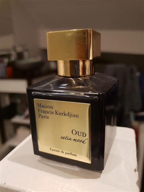 oud satin mood extrait de parfum maison francis kurkdjian parfum een geur voor dames en heren