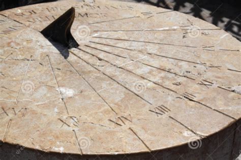 arqueologos encuentran reloj solar romano de  mil anos diario la voz del sureste