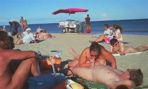 voyeur wc cap d agde 07 outdoor nude beach sex