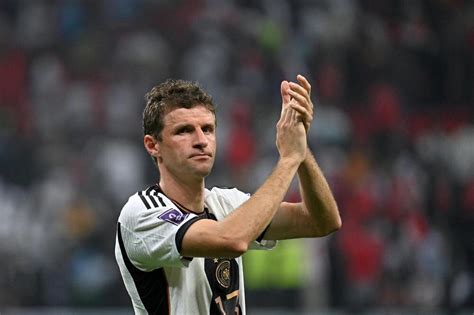 thomas mueller ueberwindet seinen wm frust gmxat