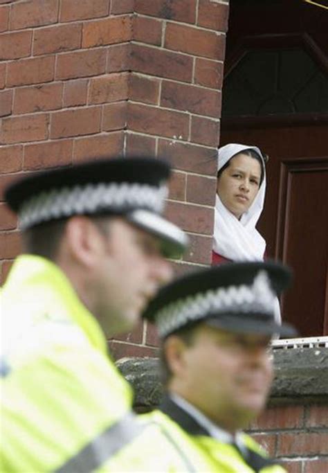 police scotland makes the hijab a formal part of their uniform metro news
