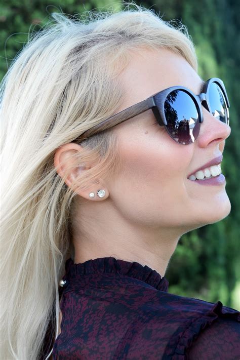 why you should wear sunglasses every day german blondy