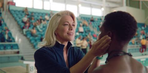 Who Plays Jackson S Blond Mom On Netflix S Sex Education