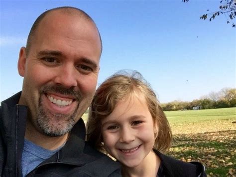 dad writes moving letter to daughter about growing up too fast