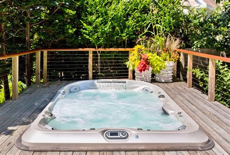 jacuzzi hot tubs  spas cape  aquatics