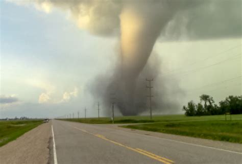 perryton tornado  reveal widespread destruction  texas city