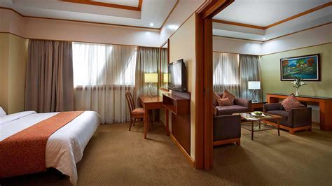 manila hotel deluxe room hotels  makati philippines berjaya makati