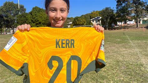 Sam Kerr Fan Scores The Star S Jersey After The Matildas Defeat France