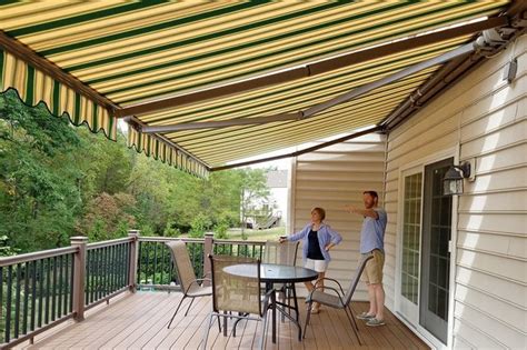 commercial retractable awnings  hoffman awning  md dc va pa