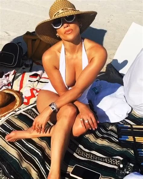 Jennifer Lopez Sexy In White Bikini 7 Photos And Videos