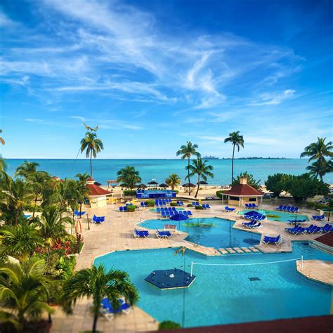 breezes resort spa bahamas nassau wakescout