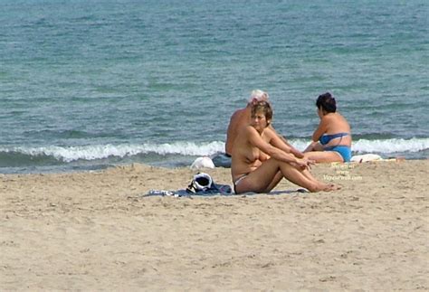 spanish beach girls part 11 october 2007 voyeur web hall of fame